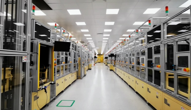 遼寧日?qǐng)?bào)——中國速度！新松歐洲新能源車載充電器大型生產(chǎn)線項(xiàng)目完成終驗(yàn)收